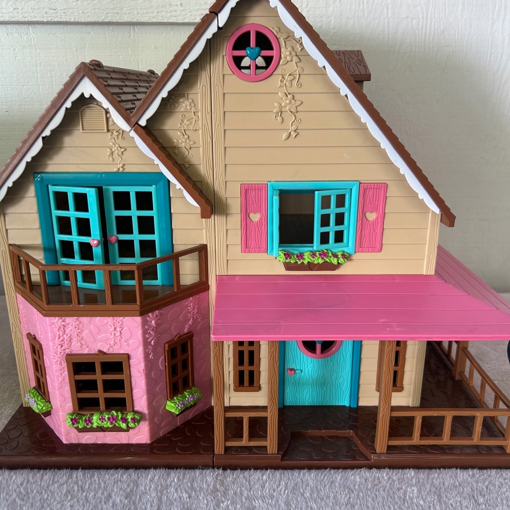 Lil Woodzeez Honeysuckle Hillside Cottage Dollhouse Pink Teal Foldable Playhouse